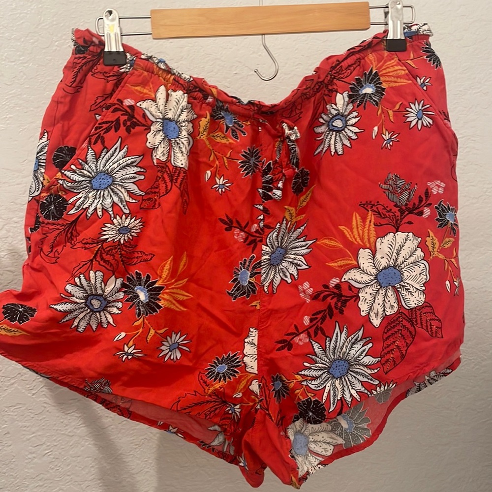 SO brand drawstring shorts